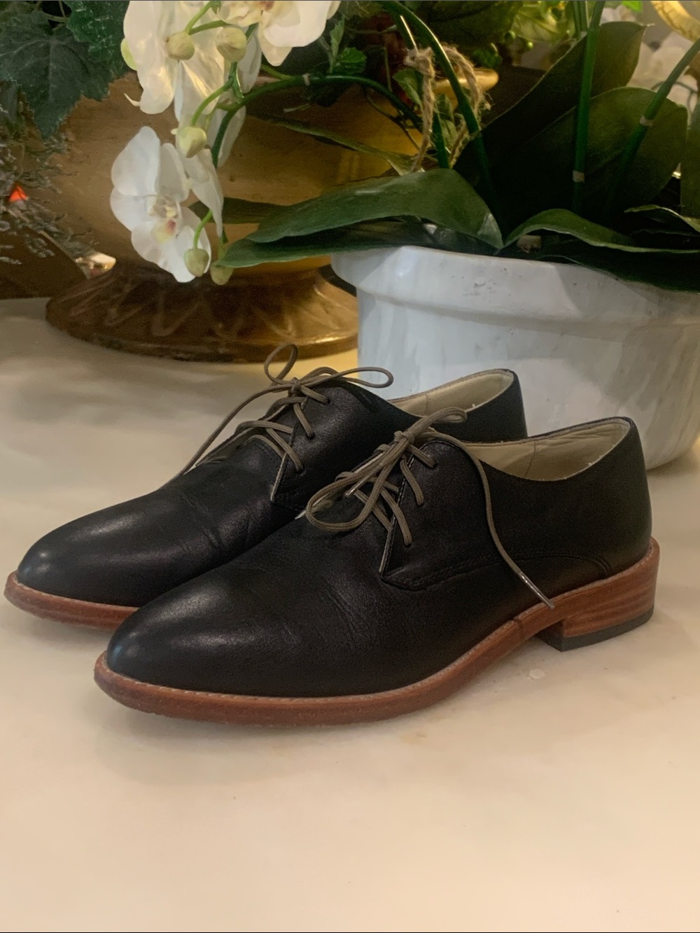 Nisolo Black leather shoes size 8